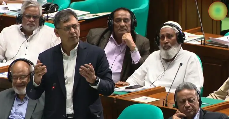 সংসদে স্বরাষ্ট্রমন্ত্রী